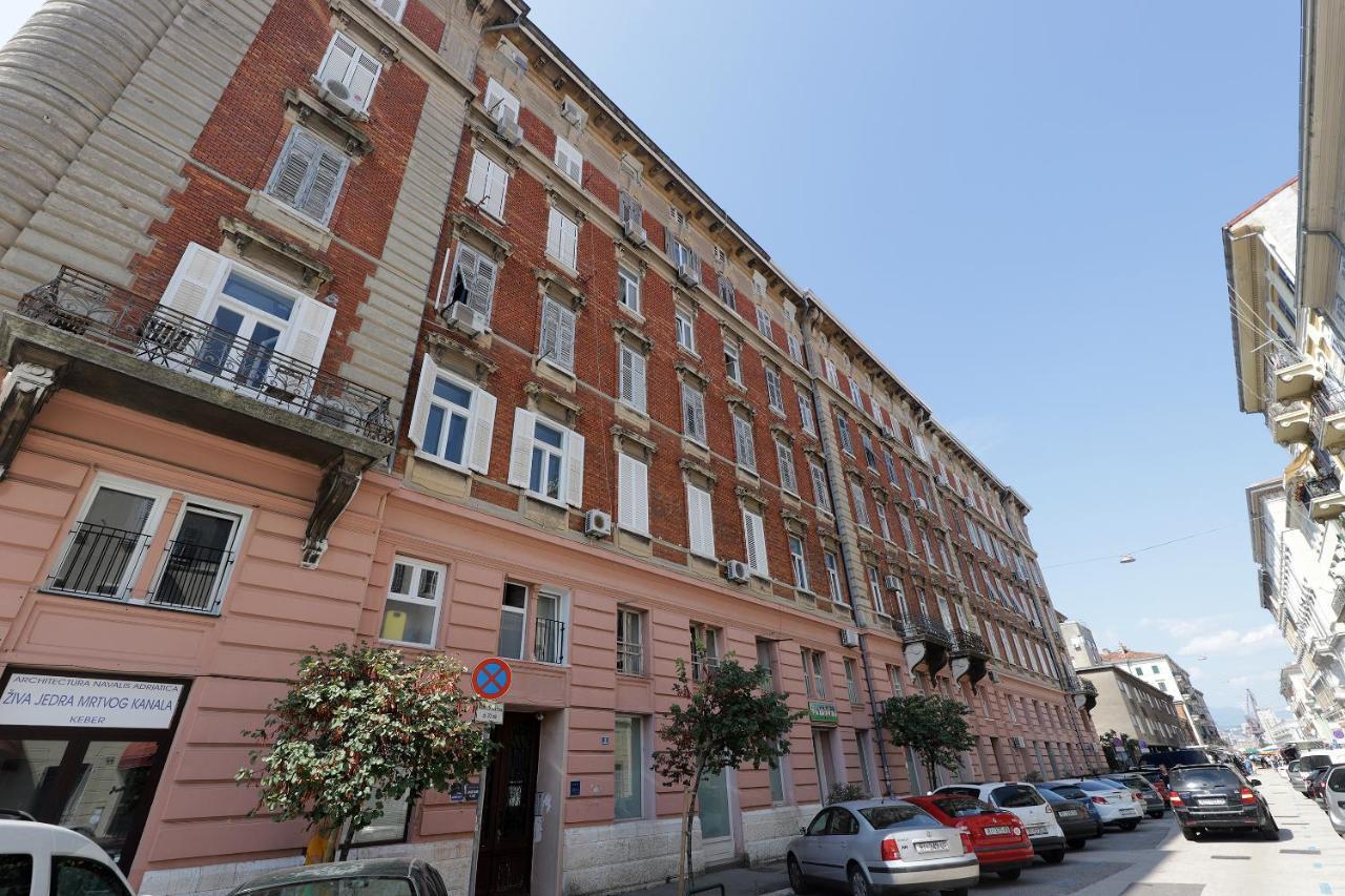 Sweet Loft Apartment "Blue" In Rijeka Center Kültér fotó